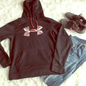 Under armour hoodie💜